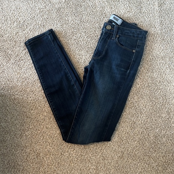 2 Pairs of PAIGE Mid-rise Skinny Jeans - Picture 2 of 9